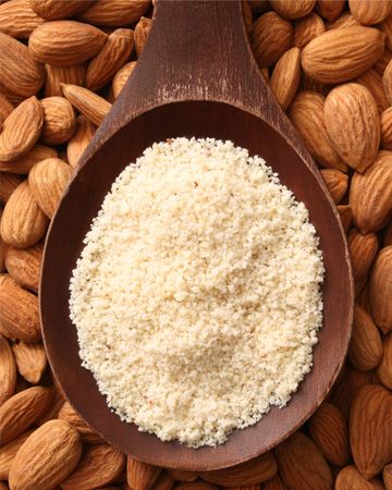 Almond Powder – Rich in Nutrients for Skin, Hair & Health
